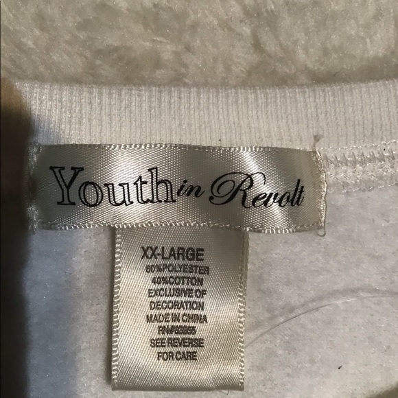 Women’s youth in revolt size XX large sweatshirt - Picture 2 of 6